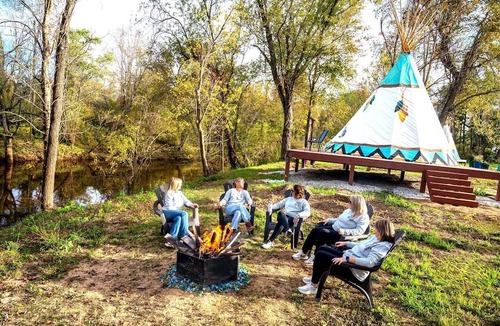 Farmers Cabin | Serene Teepee Escape with Soulful Ambiance in Salt Lick, Kentucky