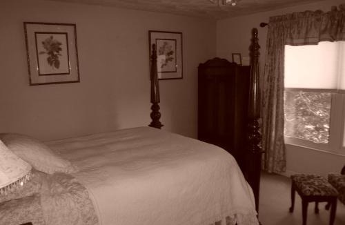Brownsville House | Serenityhill bed and breakfast