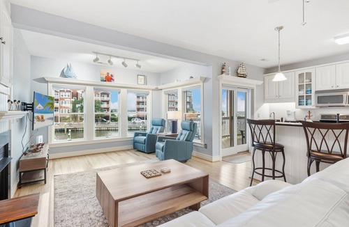 Manteo Condo | Shallowbag Bay, Community Pool/Fitness Center, Unbeatable Views, Elevator
