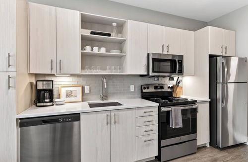 Hillsboro Village House | Shared Terrace + Private Balconies | Hillsboro Village | Belcourt