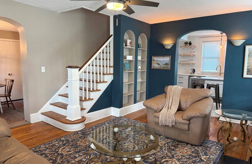 Broadway House | Shenandoah Valley Stay - Near JMU, Caverns & Skyline Drive