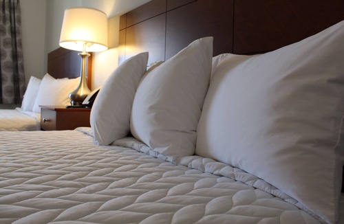 New Market Hotel | Shenvalee Golf Resort