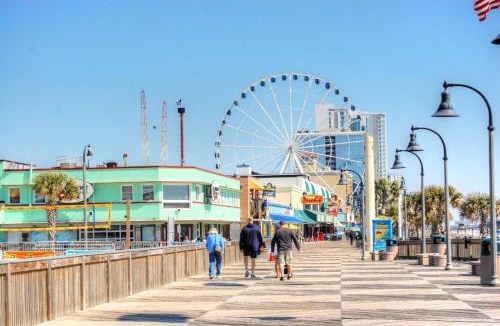 Myrtle Beach Apartment | Shipwatch I 224A