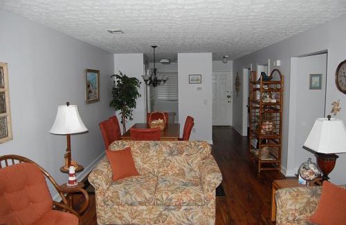 Myrtle Beach Apartment | Shipwatch L204