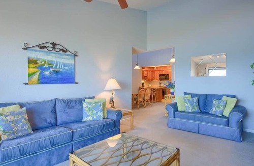 Sneads Ferry Condo | Shipwatch Villas 1415 - Oceanfront - Pool - Elevator