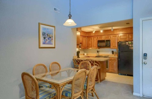 Sneads Ferry Condo | Shipwatch Villas 1415 - Oceanfront - Pool - Elevator