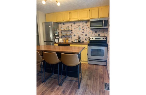 Bridgetown House | Single Family Home 4 Bed 1.5 Bath Bridgetown Cincy OH Beautiful back yard!
