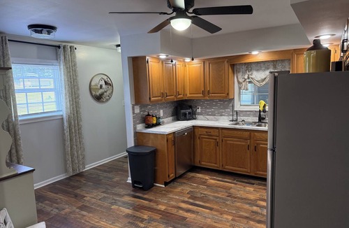 Woodbine Apartment | Sis’s Place near Cumberland Falls and Laurel Lake