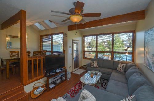 McHenry House | Ski Harbor 07