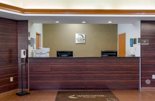 Prince George Hotel | Sleep Inn & Suites Prince George near Fort Lee