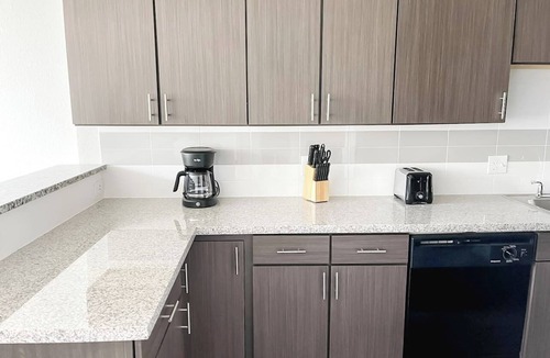 Corryville Apartment | Sleepover | Updated 1BR/1BA + Gym - Cincinnati