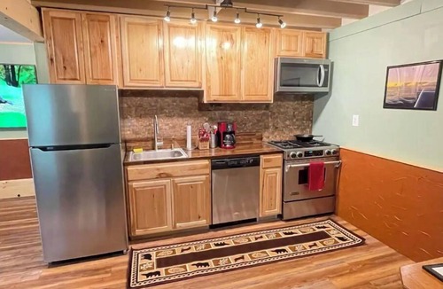 Tallassee House | Smokey Mountain Guest House