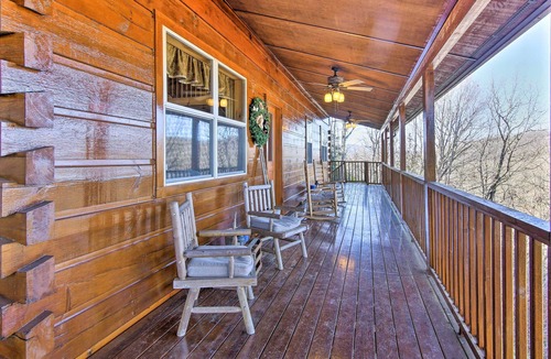 Kyle Cabin | Smoky Mountain Retreat w/Deck & Mountain Views!
