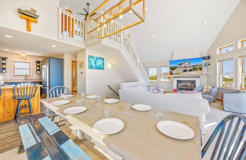 Waves House | S’mores & Shores - Dog Friendly Oceanview Home w/Saltwater Pool & Hot Tub