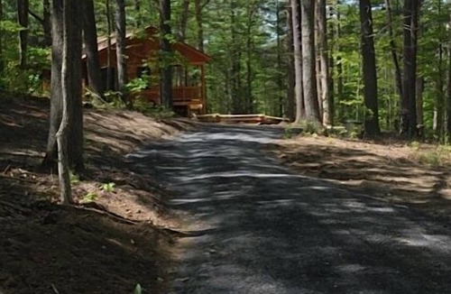 Rileyville Cabin | "Solitude" Secluded 1 BR Cabin Nestled in the Woods w/Hot Tub near Luray, VA.