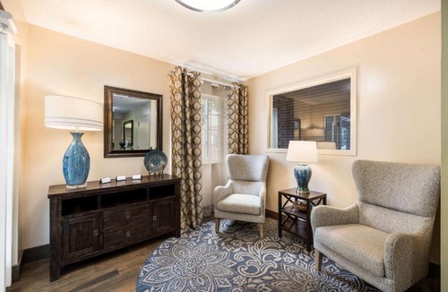 Newport News Hotel | Sonesta Simply Suites Hampton
