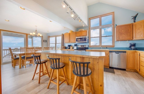 Avon House | Soundfront Dog Friendly Home w/Hot Tub, Private Windsports Access, Smart TVs