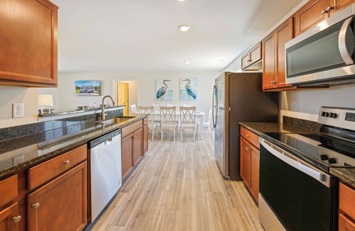 Avon House | Soundside Dog Friendly Home in Avon with Hot Tub, Grill, and Smart TVs