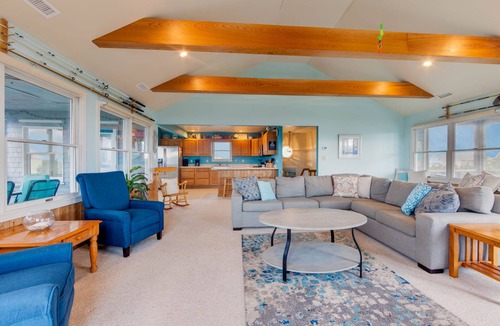 Avon House | Soundside Dog Friendly w/Hot Tub, Outdoor Games, Cmty Pool & Tennis/Pickleball