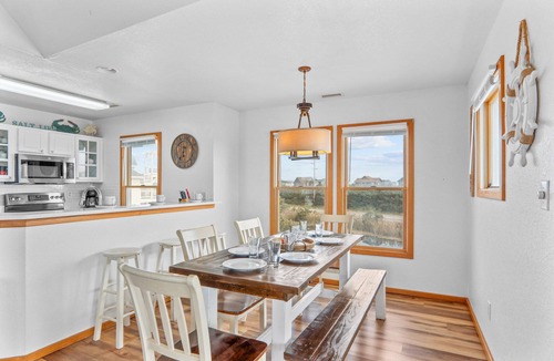 Kinnakeet Shores House | Soundside Dog Friendly w/Hot Tub, Smart TVs, Community Pool & Tennis/Pickleball