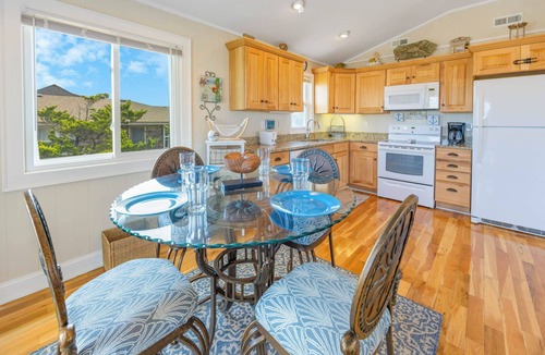 Rodanthe House | Soundside Rodanthe Home with Hot Tub, Outdoor Bar, Basketball, Smart TVs