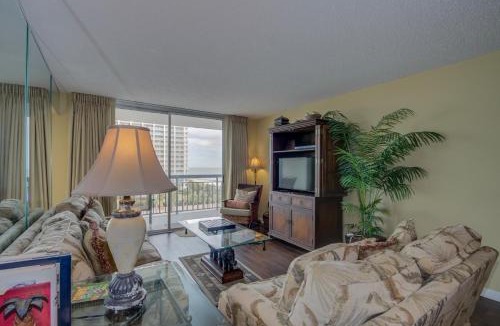 Arcadian Shores Apartment | South Hampton 503 Condo