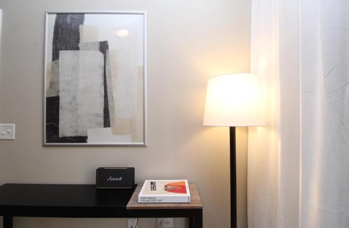 Prairie District Apartment | South Loop Luxury Suite No.6