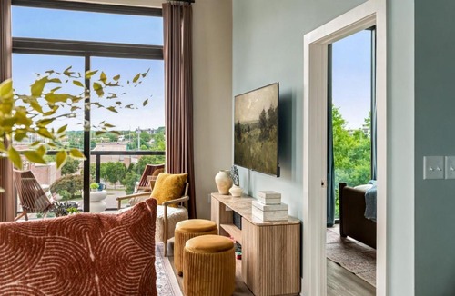 Old City House | South Skyline Prime Location in Knoxville
