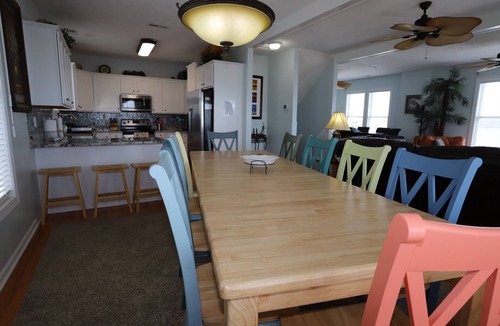 Surf City House | Southern Comfort : Private Pool, Hot Tub, Ocean Views, Elevator, & Walk to Town
