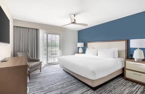 Mishawaka Hotel | Spacious 2BR Suite Perfect for Groups w/Relaxing Resort Amenities