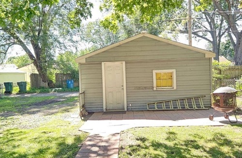 Hammond Apartment | Spacious 3-bedroom apartment with AC in gorgeous Hammond