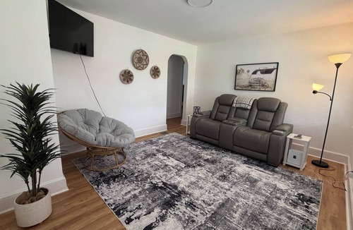 Danville House | Spacious 3BR Home Near Caesars Virginia Ideal for Families & Work Stays