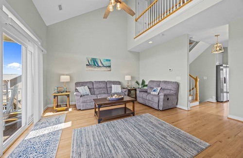 North Topsail Beach House | Spacious 4 Bedroom w/Ocean Views, Dock & Kayak Launch. 2 Min Walk 2 Beach