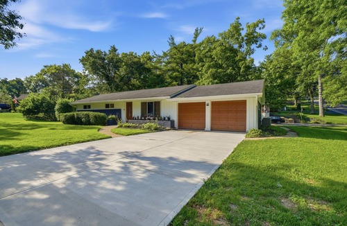 Covedale House | Spacious 4-bedroom house in adorable Cincinnati close to downtown