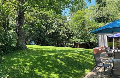 Greensboro House | Spacious 4-bedroom house in fantastic Greensboro WalkTo Friendly Center/Central!