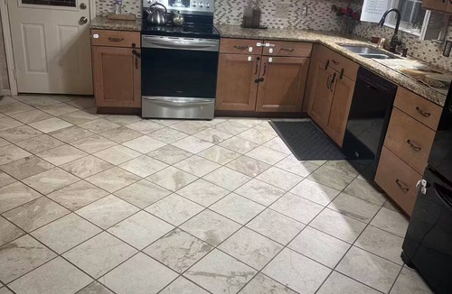 Danville House | Spacious 4-bedroom house in beautiful country club west Danville VA