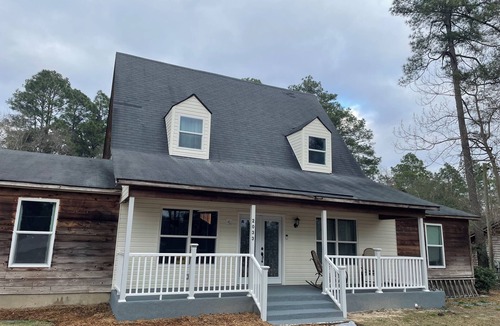 Peach Orchard House | Spacious 4-bedroom house in Augusta about 22 min from Augusta National Golf Club