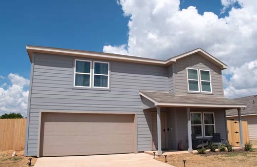 Abilene House | Spacious 5-bed, 3.5 bath house - long stays Welcome