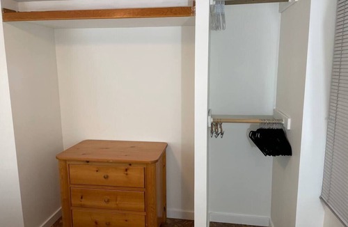Sidney House | Spacious Accessibility Suite