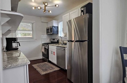 Wheaton-Glenmont House | Spacious Family sized Home near Metro Station
