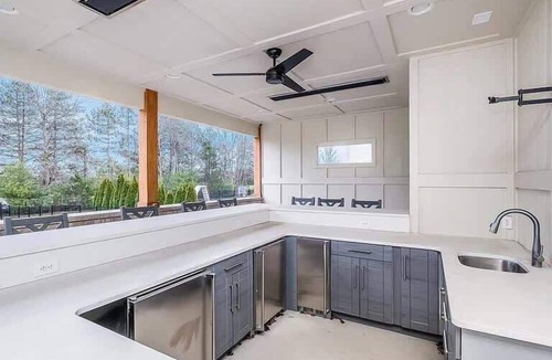 Carmel House | Spacious home with pool and BBQ grill