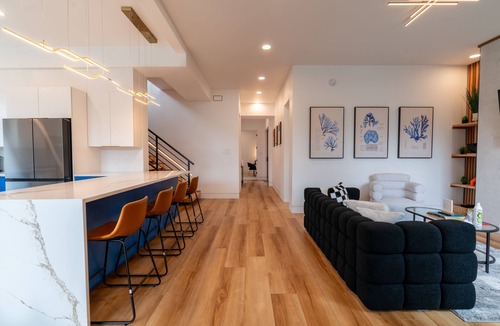 Southeast Eugene House | Spacious Modern Escape Near UO Campus