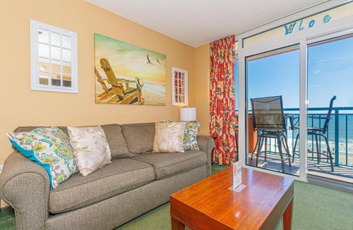 Myrtle Beach House | Spacious Oceanfront 2 Bedroom Suite - Sleeps 8! - Roxanne Towers Unit 406