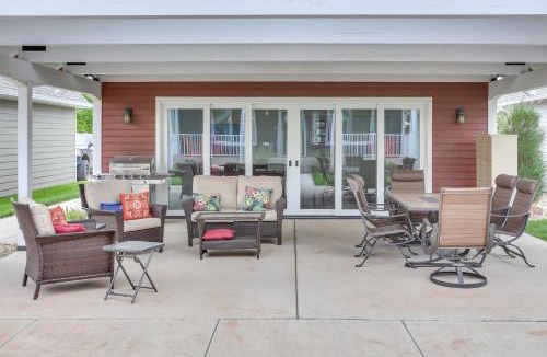 Spearfish House | Spacious, Rustic Spearfish Home: Walk to Downtown!