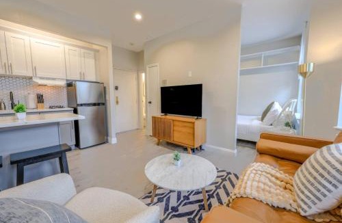 Prudential - St. Botolph Apartment | Spacious Studio Apt South End