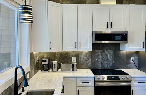 Leicester House | Spacious Suite 13 Mins to Downtown Asheville