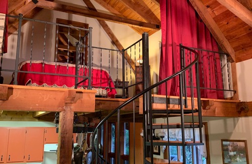 Franklin House | "Spoon Rest" - 30 Acres Nestled in the Nantahala National Forest