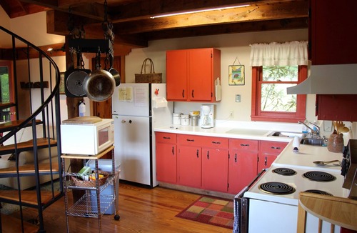 Franklin House | "Spoon Rest" - 30 Acres Nestled in the Nantahala National Forest