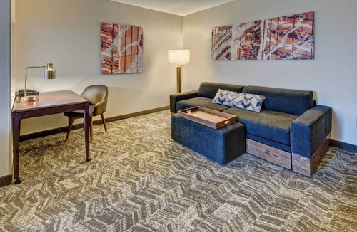 New Bern Hotel | Springhill Suites by Marriott New Bern