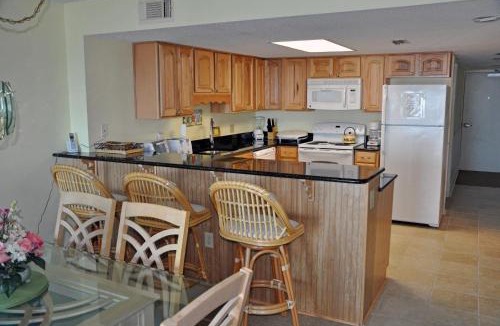 Myrtle Beach Apartment | SPT304 Springs Towers Newly Renovated 3BR Oceanfront Condo